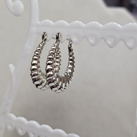 Vintage Chunky Ribbed Silver Oval Shrimp Hoop Earrings 925 - Picture 2 of 9